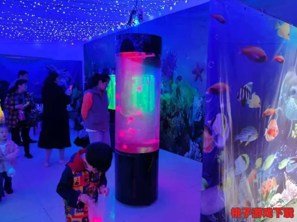 美女下面小内内的沟