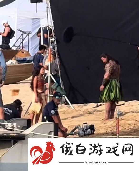 海洋奇缘真人电影首曝路透图巨石强森身材健硕