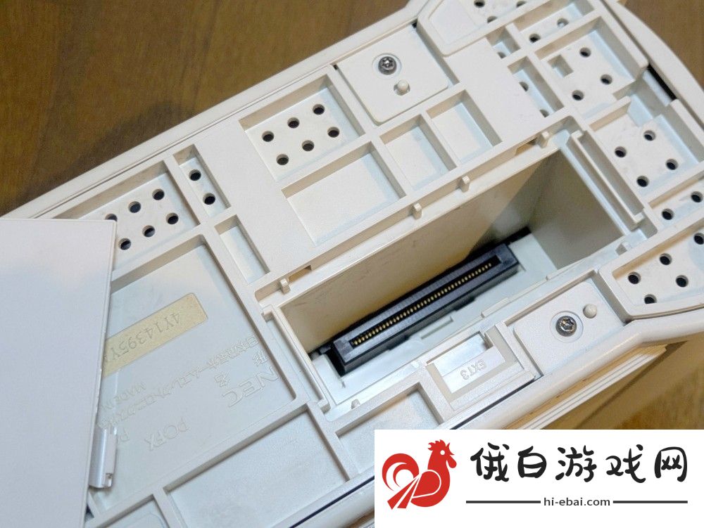 玩家晒罕见PCFX游戏机30年前的PS竞争炮灰