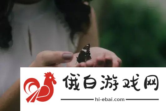 被室友突然长出奇异的花折磨的我