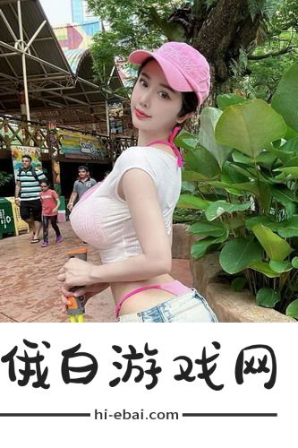 女教师在办公室做课件，网友：她的创意真是让人佩服不已，居然还能这样搞定教学内容！
