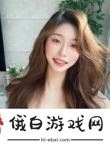 韩国理伦大片三色眼影：调色盘中的艺术之旅，点亮你的双眸真是太神奇了！ 